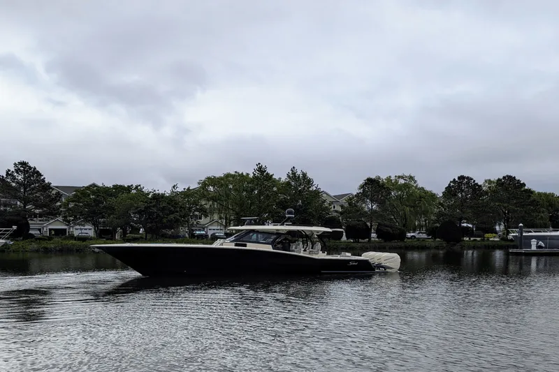 Slide: The Image of Scout 420 LXF 2020 - 49