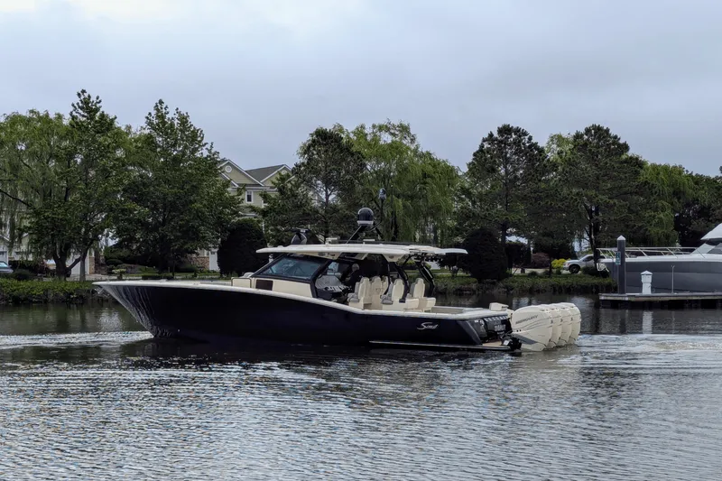 Slide: The Image of Scout 420 LXF 2020 - 50