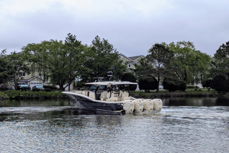 Slide: The Image of Scout 420 LXF 2020 - 51