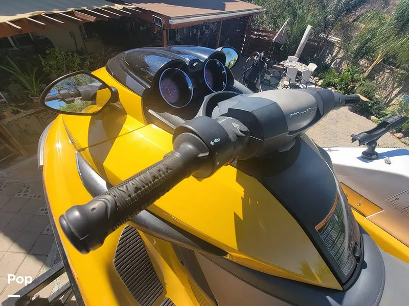 Slide: The Image of Yamaha FX SHO and FZS SHO 2013 - 11468955