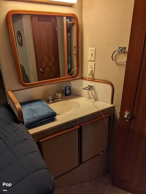 Slide: The Image of Chris-Craft 426 Catalina 1987 - 11492151