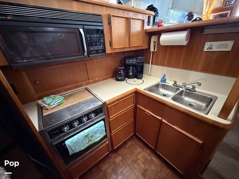 Slide: The Image of Chris-Craft 426 Catalina 1987 - 16101723