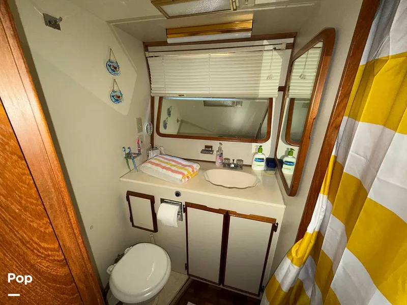 Slide: The Image of Chris-Craft 426 Catalina 1987 - 16101735