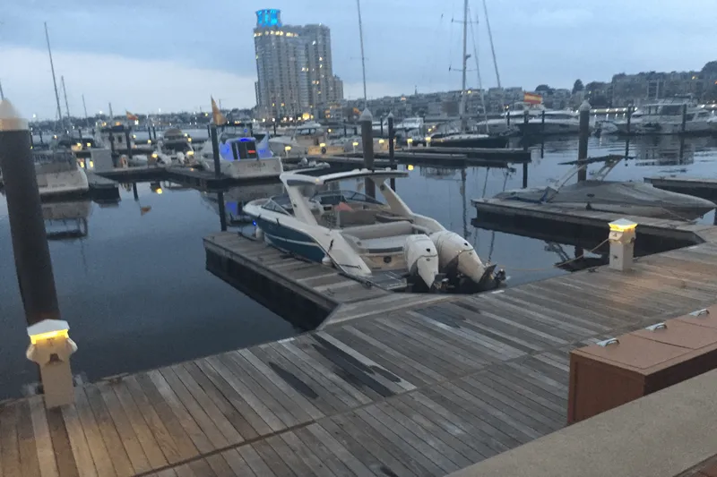 Slide: The Image of Sea Ray 310 SLX OUTBOARD 2021 - 28