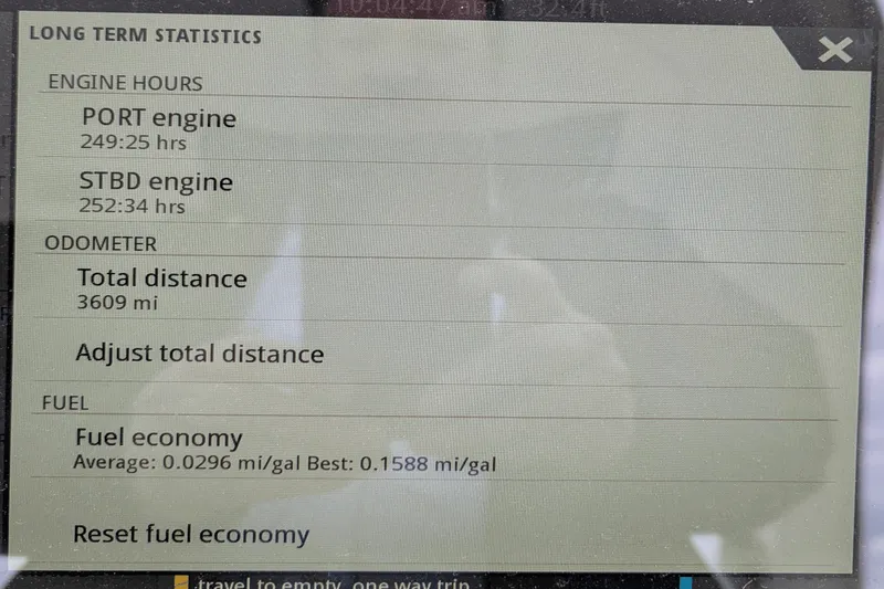 Slide: The Image of Sea Ray 310 SLX OUTBOARD 2021 - 29