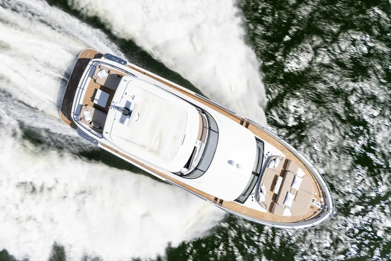 Slide: The Image of Azimut Magellano 60 2025 - 13