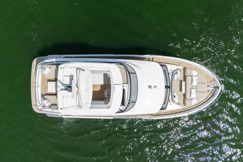 Slide: The Image of Azimut Magellano 60 2025 - 14