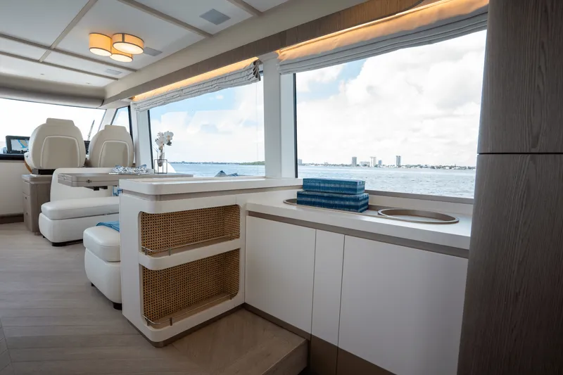 Slide: The Image of Azimut Magellano 60 2025 - 20