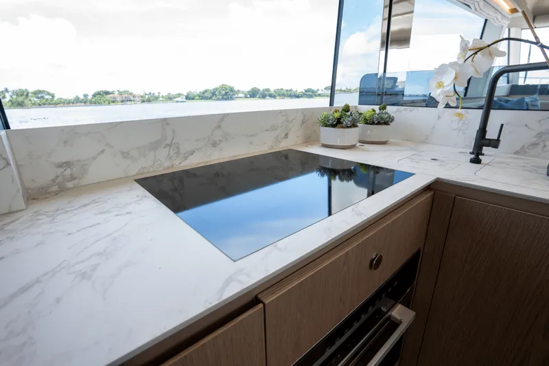 Slide: The Image of Azimut Magellano 60 2025 - 26