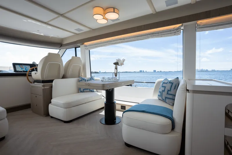 Slide: The Image of Azimut Magellano 60 2025 - 29