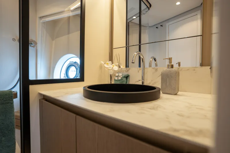 Slide: The Image of Azimut Magellano 60 2025 - 38