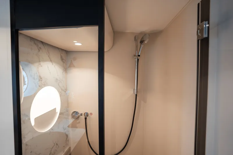 Slide: The Image of Azimut Magellano 60 2025 - 39