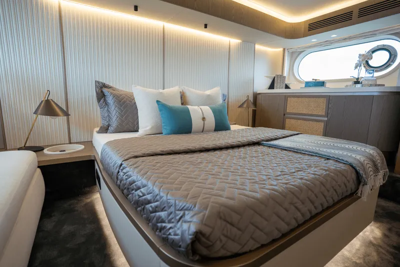 Slide: The Image of Azimut Magellano 60 2025 - 51