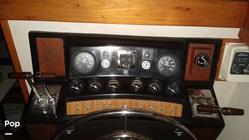 Slide: The Image of Viking 43 Double Cabin Motoryacht 1976 - 11489604