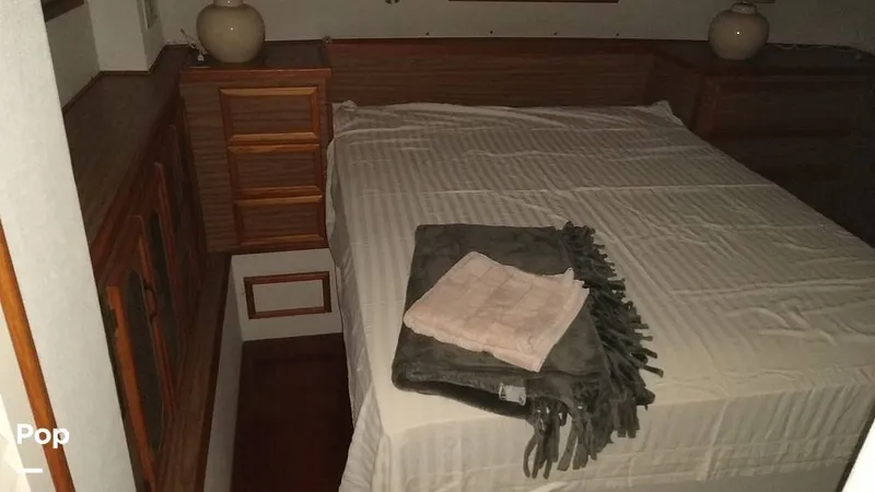 Slide: The Image of Viking 43 Double Cabin Motoryacht 1976 - 11489720