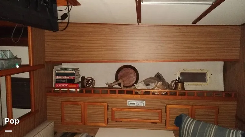 Slide: The Image of Viking 43 Double Cabin Motoryacht 1976 - 11489794