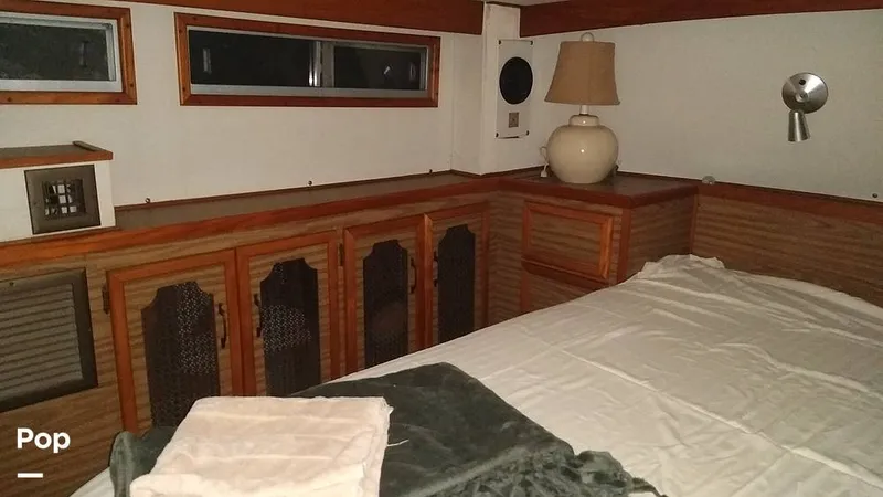 Slide: The Image of Viking 43 Double Cabin Motoryacht 1976 - 11489900