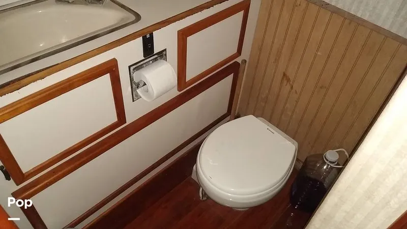 Slide: The Image of Viking 43 Double Cabin Motoryacht 1976 - 11489902