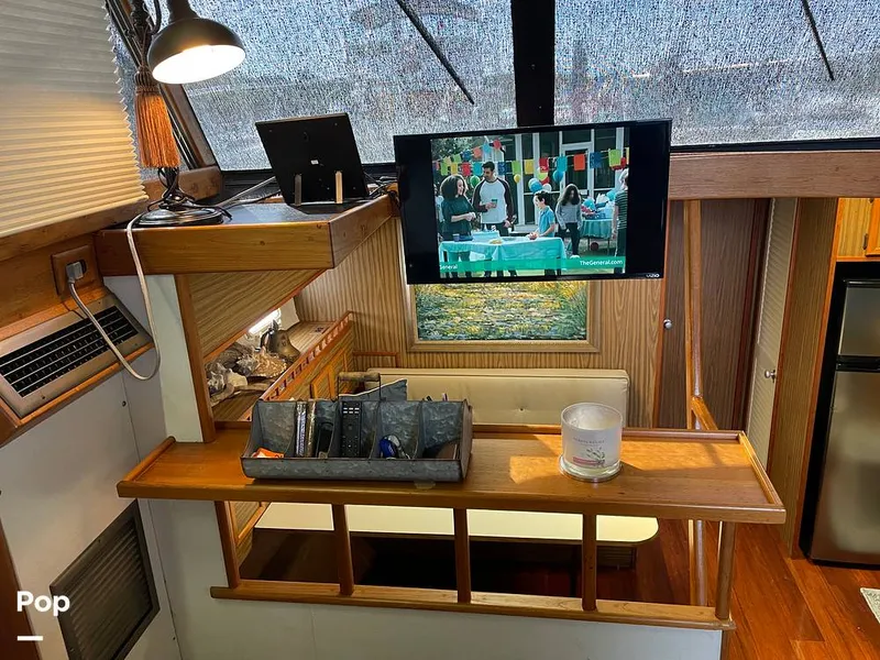 Slide: The Image of Viking 43 Double Cabin Motoryacht 1976 - 11438183