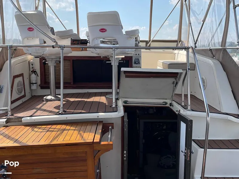 Slide: The Image of Viking 43 Double Cabin Motoryacht 1976 - 11438192