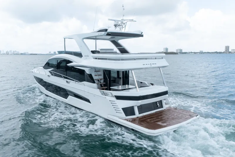 Slide: The Image of Galeon 680 FLY 2025 - 4
