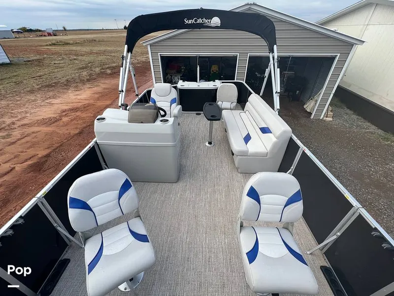 Slide: The Image of Deck - 11506399