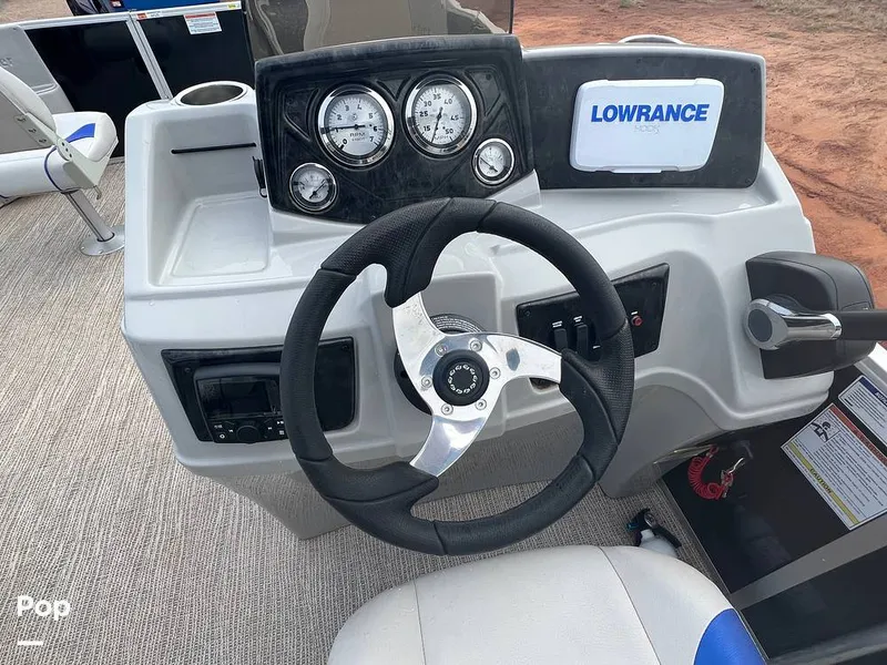 Slide: The Image of Steering Wheel, GPS - 11506421