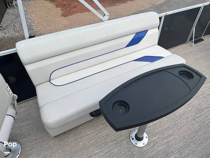 Slide: The Image of Table - 11506415