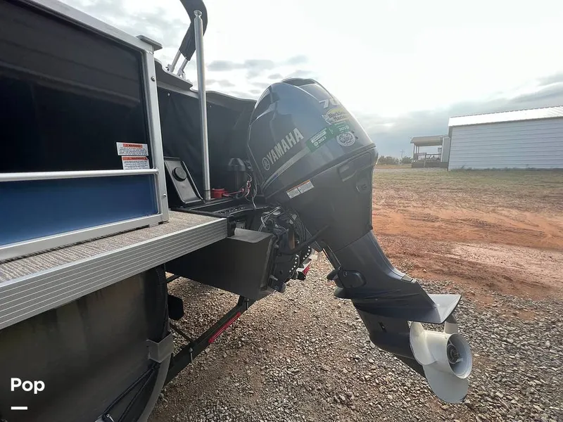 Slide: The Image of Engine - 11506390