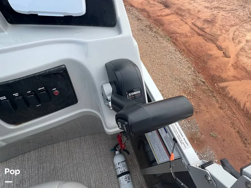 Slide: The Image of SunCatcher Select 18F Saltwater Series 2021 - 11506420