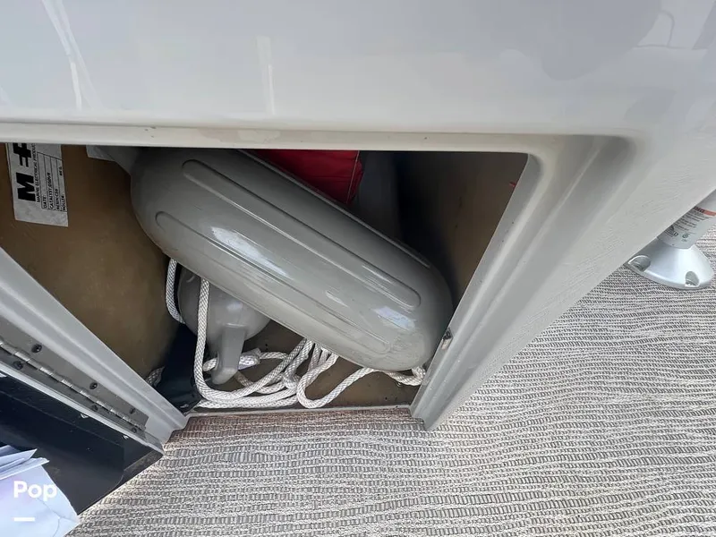 Slide: The Image of Compartment Storage - 11506411