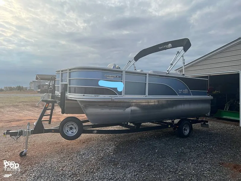 Slide: The Image of SunCatcher Select 18F Saltwater Series 2021 - 11536589