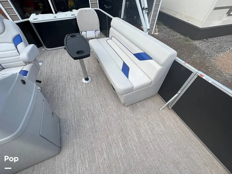 Slide: The Image of Bench Seat - 11506408