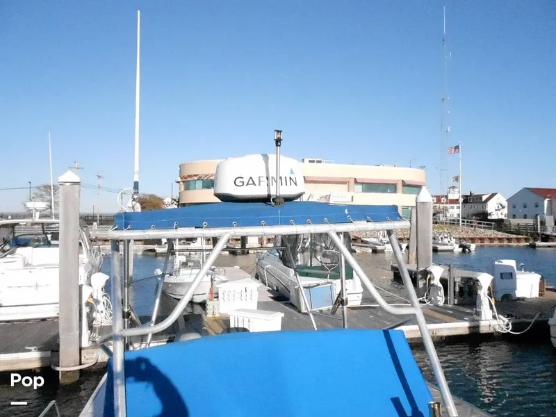 Slide: The Image of Pro-Line 2550 Walkaround Mid-Cabin 1992 - 11459191