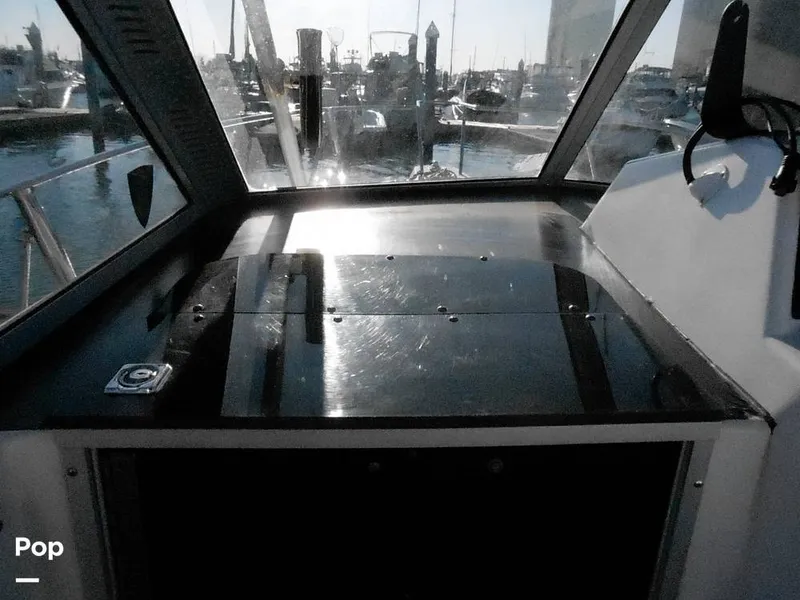 Slide: The Image of Pro-Line 2550 Walkaround Mid-Cabin 1992 - 11459213