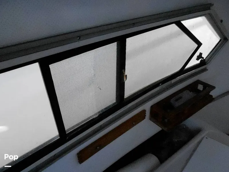 Slide: The Image of Pro-Line 2550 Walkaround Mid-Cabin 1992 - 11459257