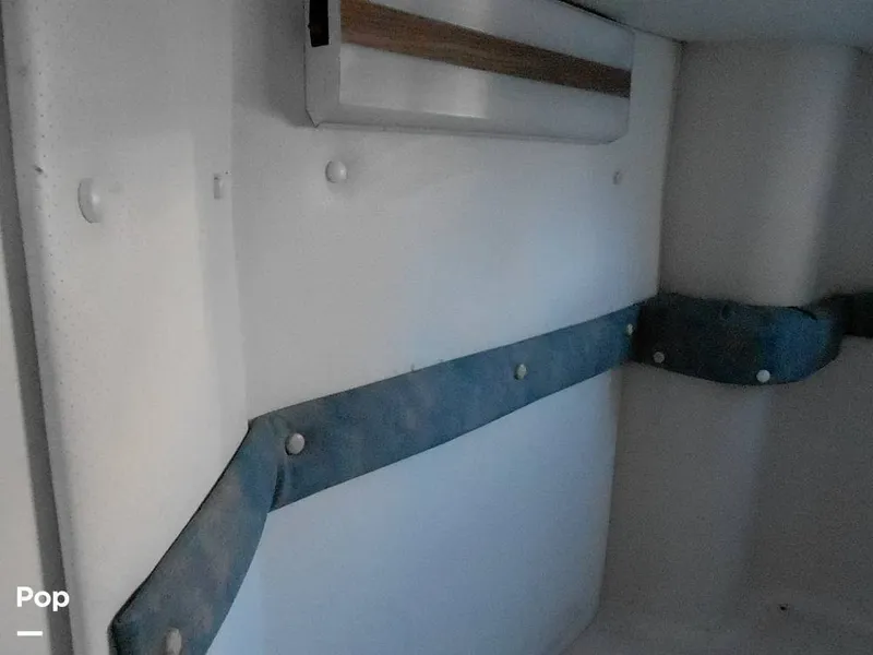 Slide: The Image of Pro-Line 2550 Walkaround Mid-Cabin 1992 - 11459264