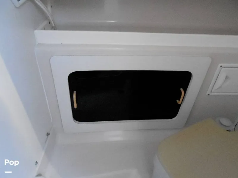 Slide: The Image of Pro-Line 2550 Walkaround Mid-Cabin 1992 - 11459273