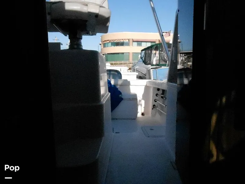 Slide: The Image of Pro-Line 2550 Walkaround Mid-Cabin 1992 - 11459289