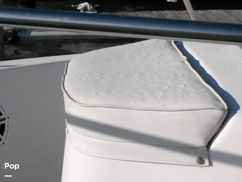 Slide: The Image of Pro-Line 2550 Walkaround Mid-Cabin 1992 - 11459107