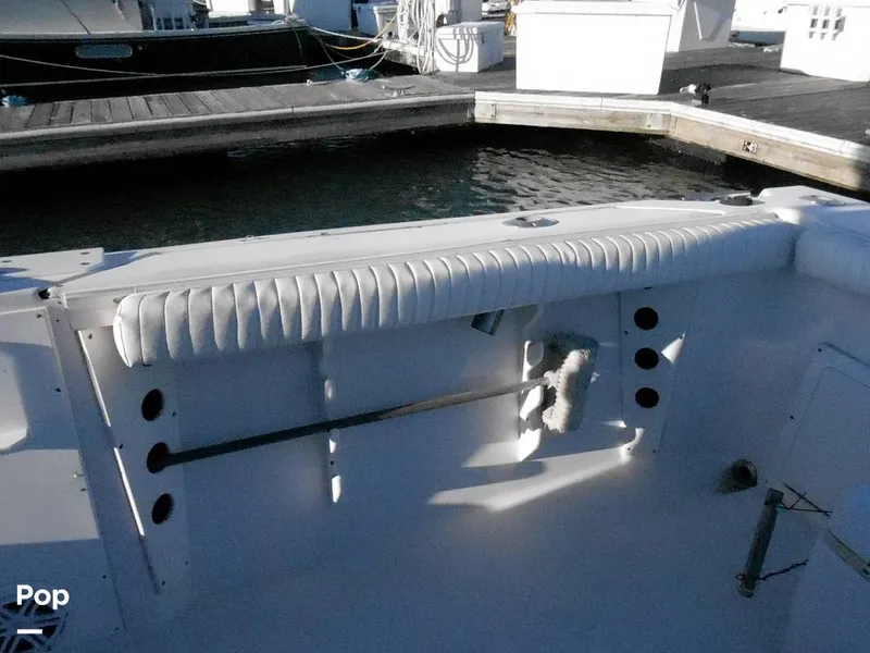 Slide: The Image of Pro-Line 2550 Walkaround Mid-Cabin 1992 - 11459122