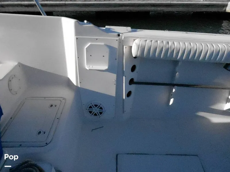 Slide: The Image of Pro-Line 2550 Walkaround Mid-Cabin 1992 - 11459123