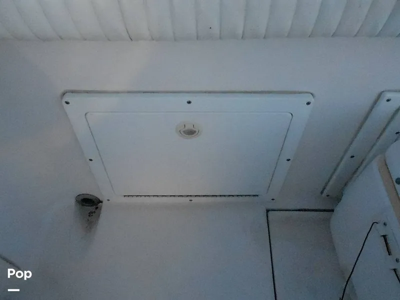 Slide: The Image of Pro-Line 2550 Walkaround Mid-Cabin 1992 - 11459127