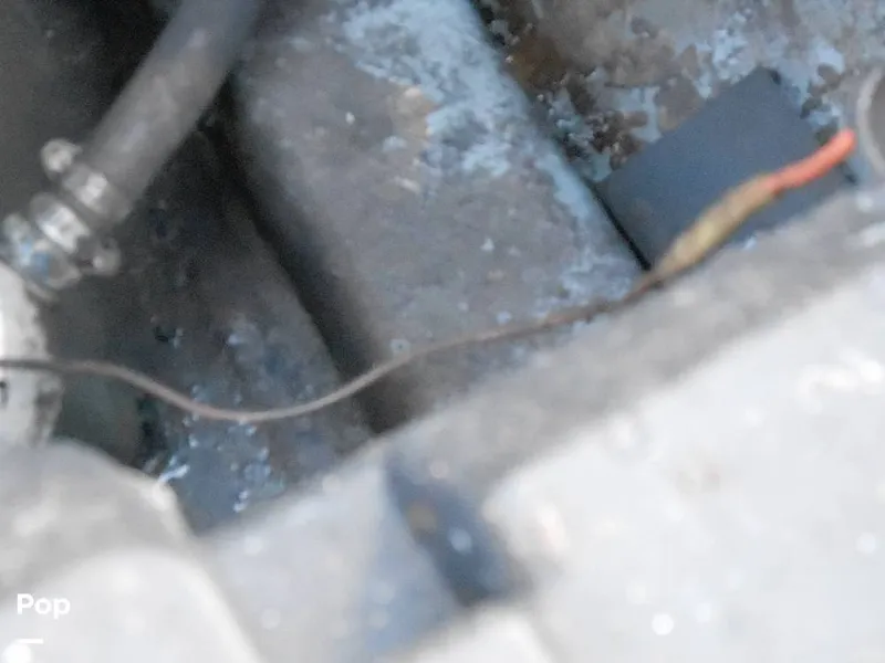 Slide: The Image of Pro-Line 2550 Walkaround Mid-Cabin 1992 - 11459143