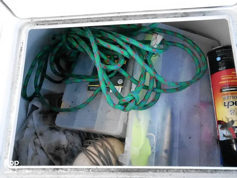 Slide: The Image of Pro-Line 2550 Walkaround Mid-Cabin 1992 - 11459164