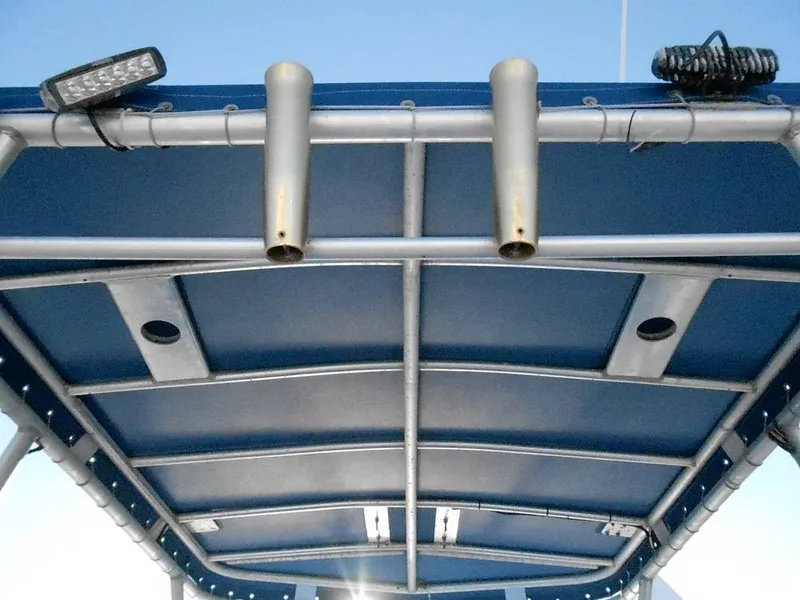 Slide: The Image of Pro-Line 2550 Walkaround Mid-Cabin 1992 - 11459171