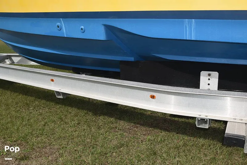 Slide: The Image of Donzi 23ZF 2000 - 11708053