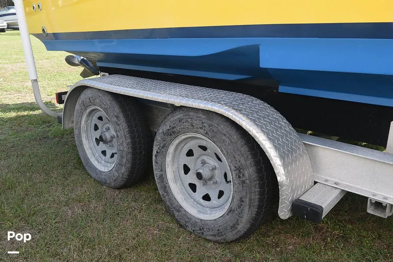 Slide: The Image of Donzi 23ZF 2000 - 11708061