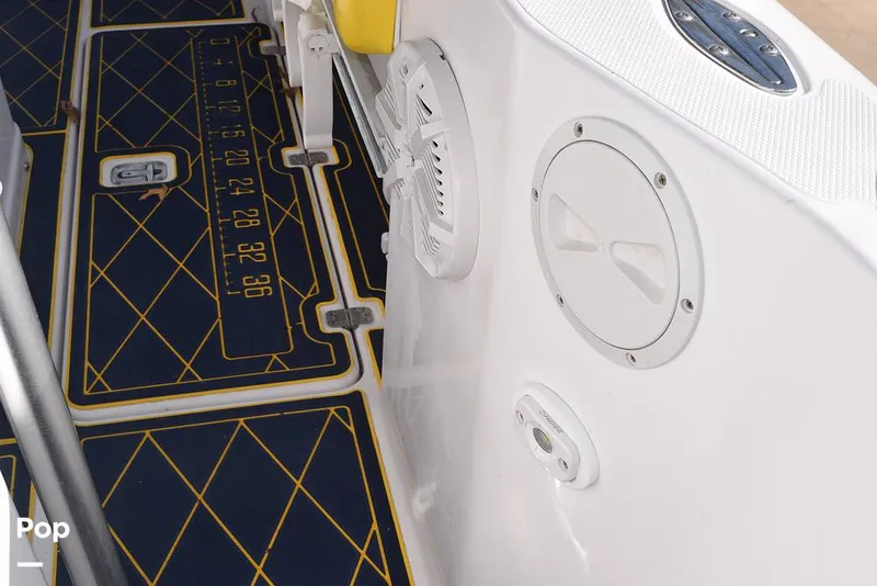 Slide: The Image of Donzi 23ZF 2000 - 11626347