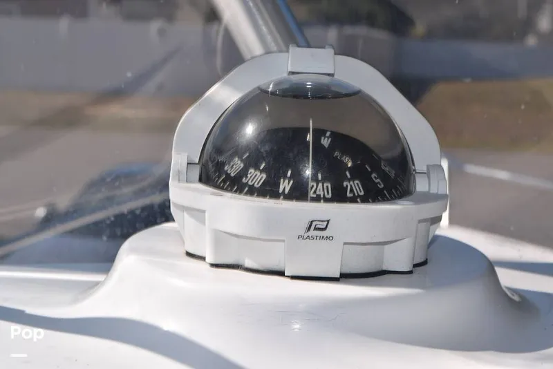 Slide: The Image of Compass - 11626360